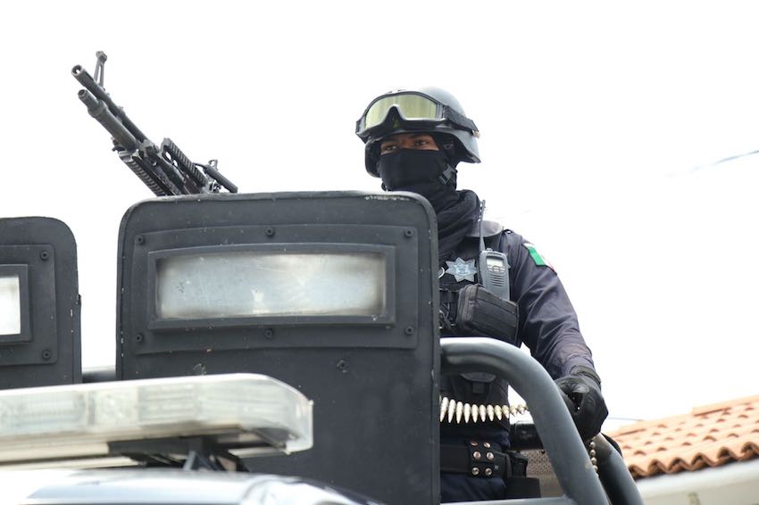 Despliegan mil policías y militares adicionales en Michoacán