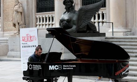 La música de los pianos de cola viaja por Madrid