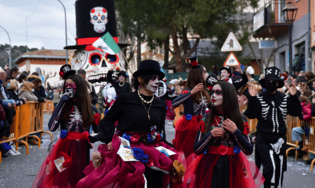 Carnaval bicentenario que recuerda a México