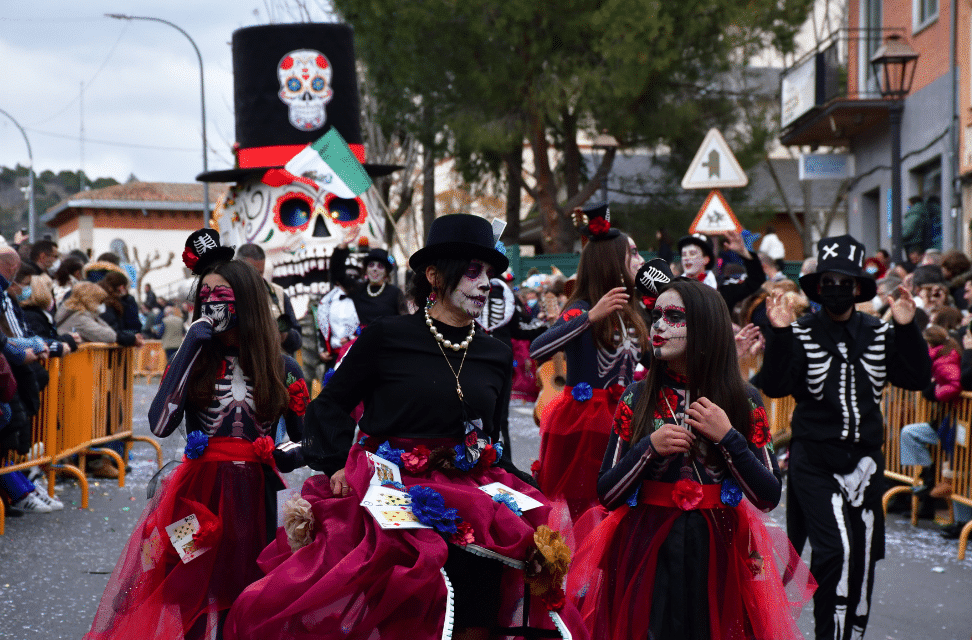 Carnaval bicentenario que recuerda a México